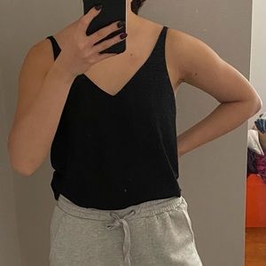 EUC Topshop strappy back tank top size US 2/EU 34 black